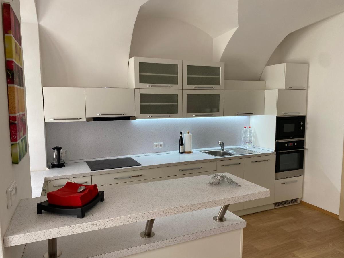Nerudova Apartments Прага Екстериор снимка