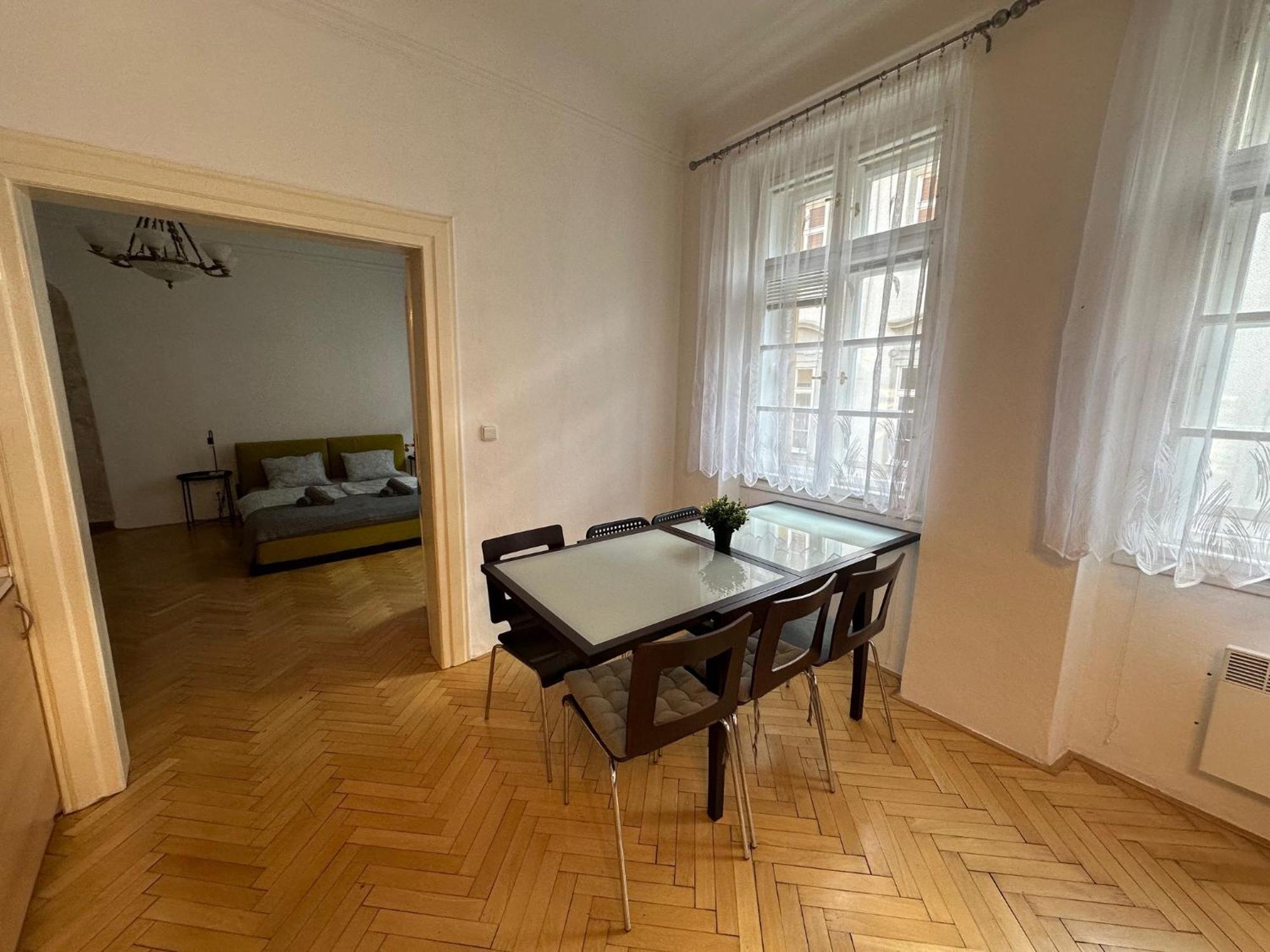 Nerudova Apartments Прага Екстериор снимка